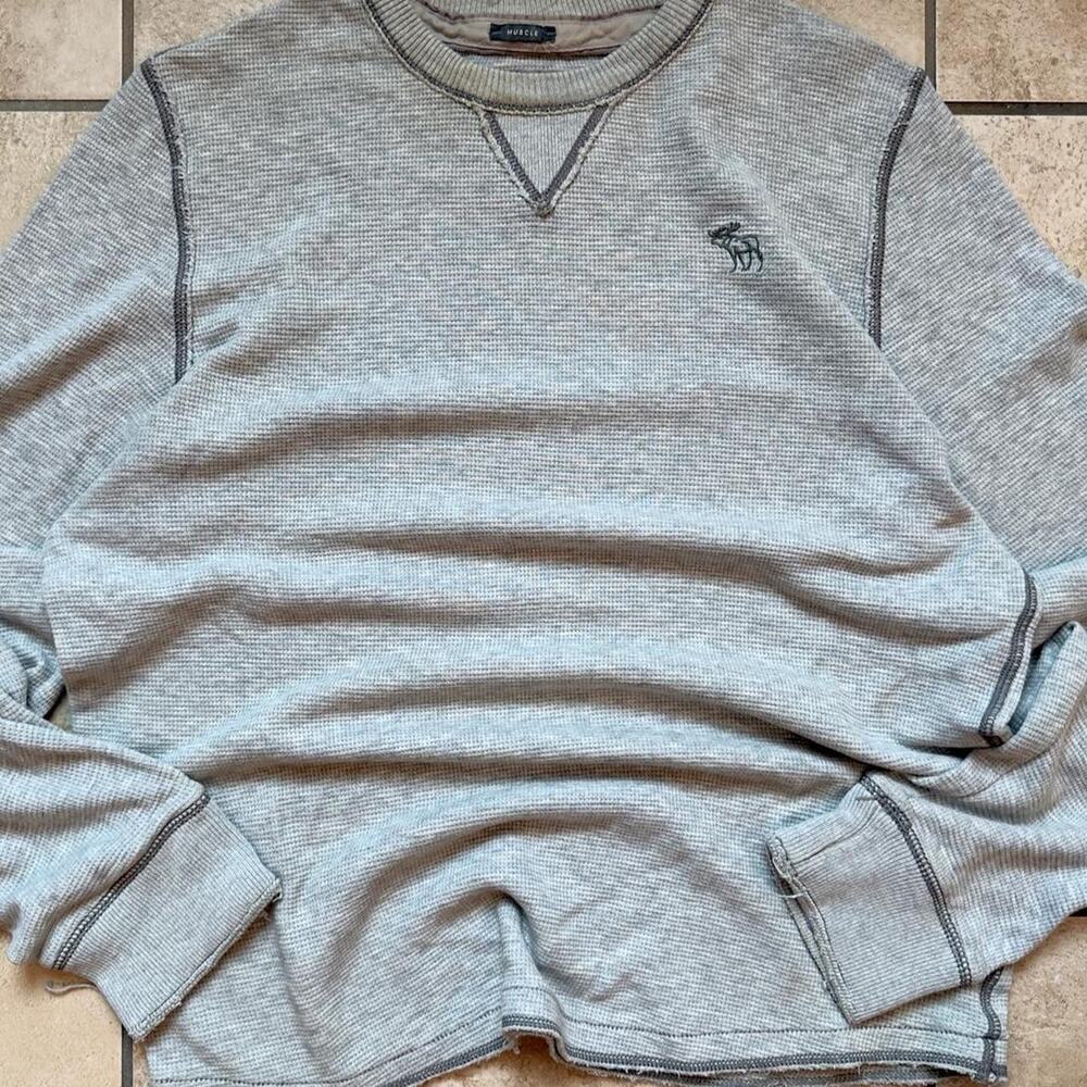 Abercrombie & Fitch Grey Muscle Fit Long Sleeve Shirt - Size XL